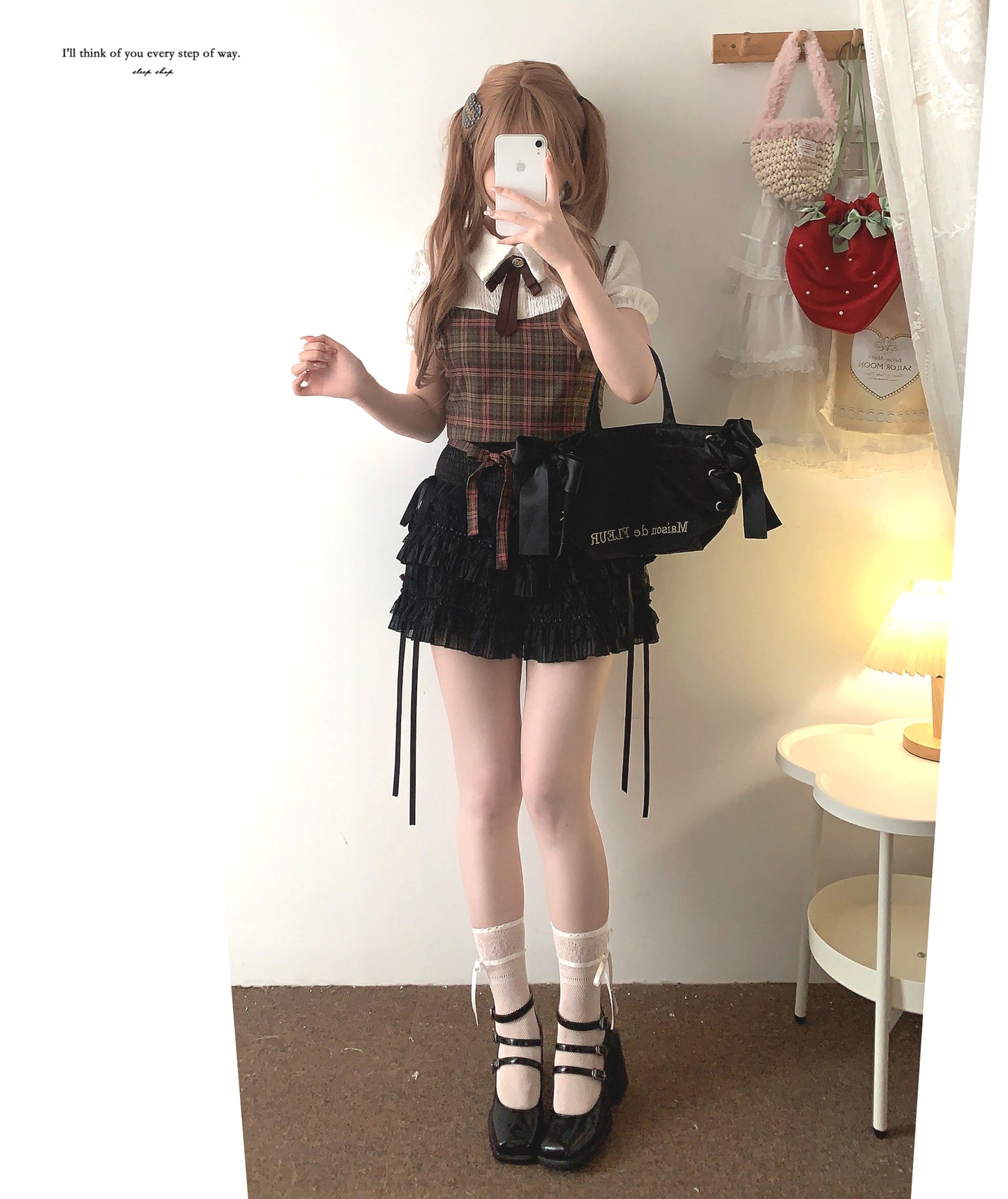 Dormir Doll Falling Girl Lace White Black Ruffle Skirt - Sugarplum Store