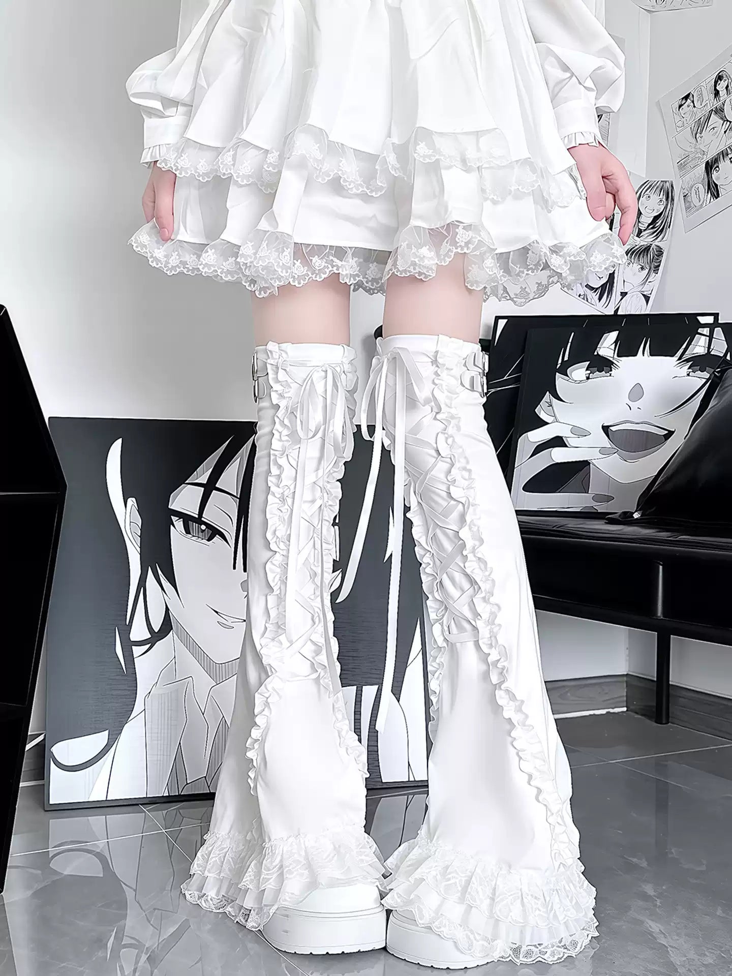 Thousand Layers Snow Top Jirai Kei Black & White Leg Warmers