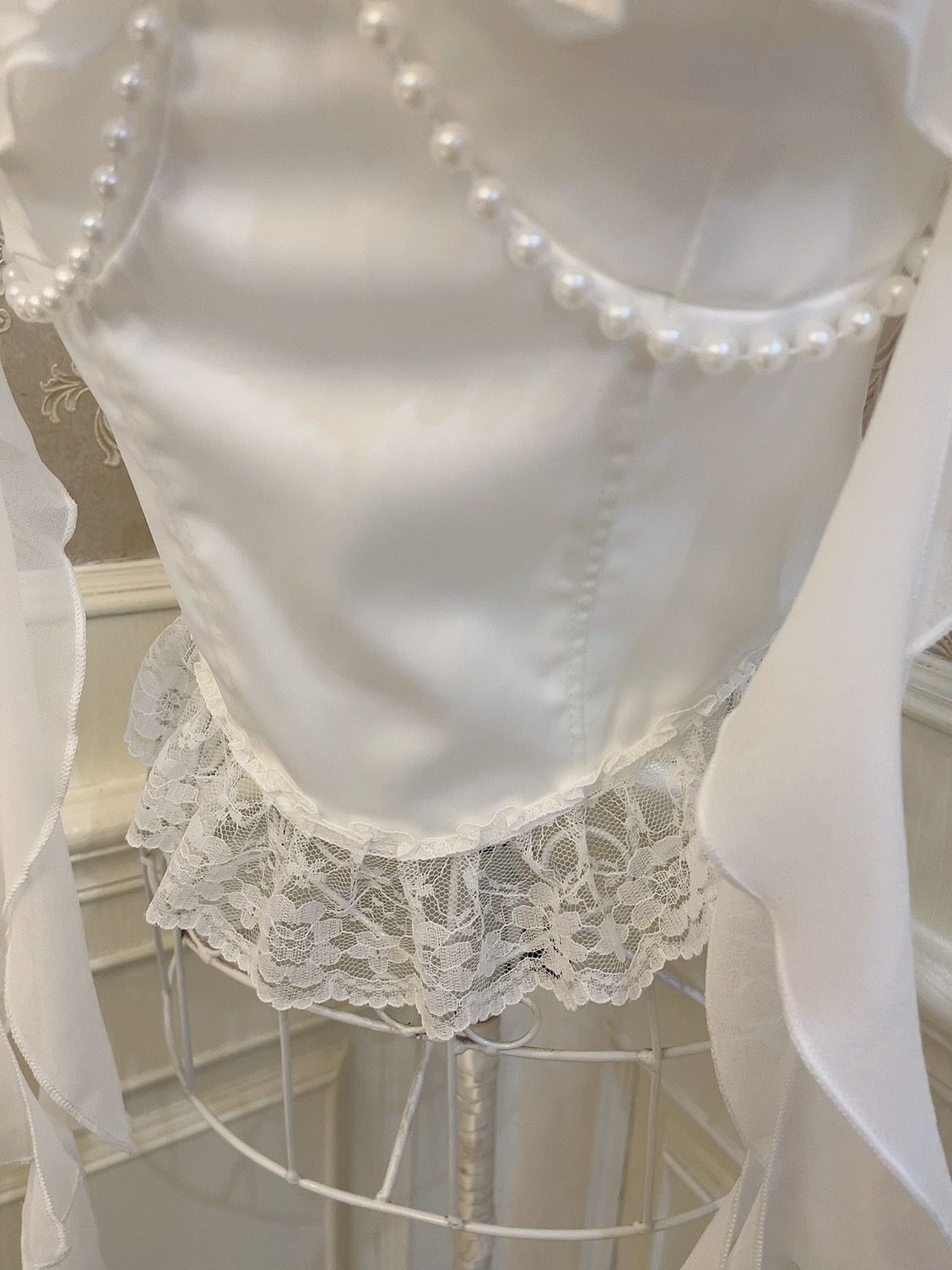 Sweetheart Princess Split Bow White Puff Sleeve Top - Sugarplum Store