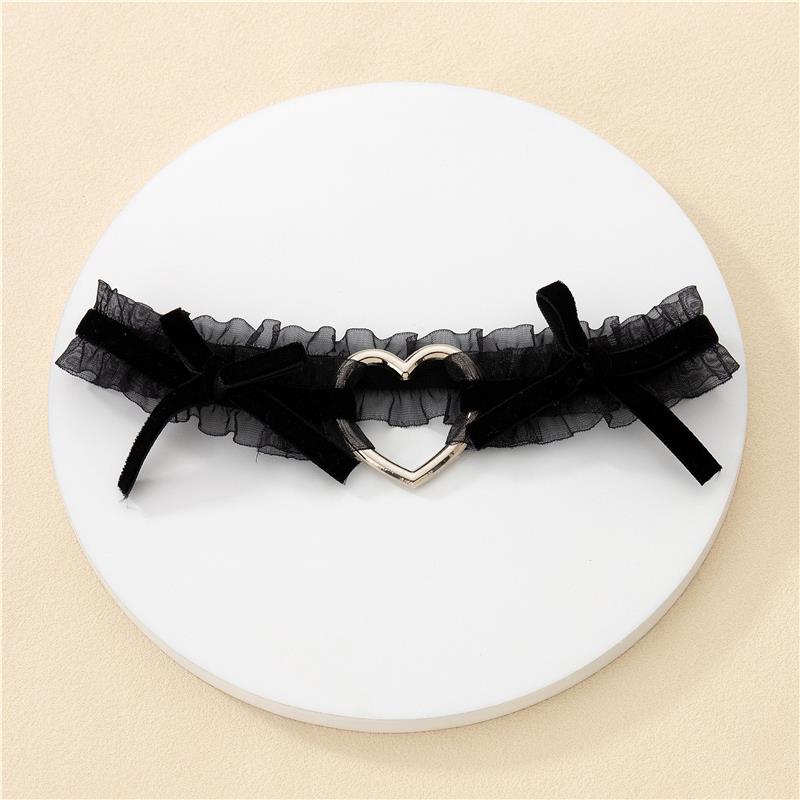 Coquette Lolita Heart Velvet White Pink Black Thigh Strap Garter Sugarplum Store Coquette Lolita Heart Velvet White Pink Black Thigh Strap Garter Sugarplum Store
