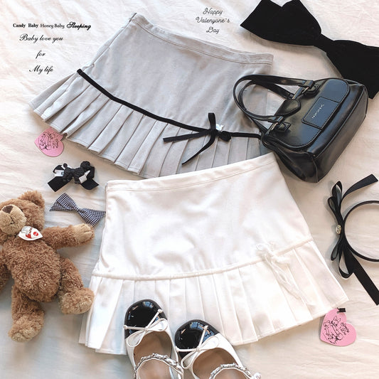 Dormir Doll Fritillaria White & Gray Bow Coquette Pleated Mini Skirt
